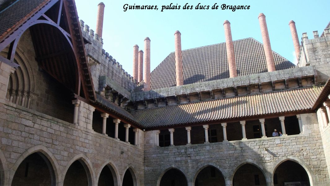 12 Guimaraes palais ducs de Bragance inspiration Bourgogne