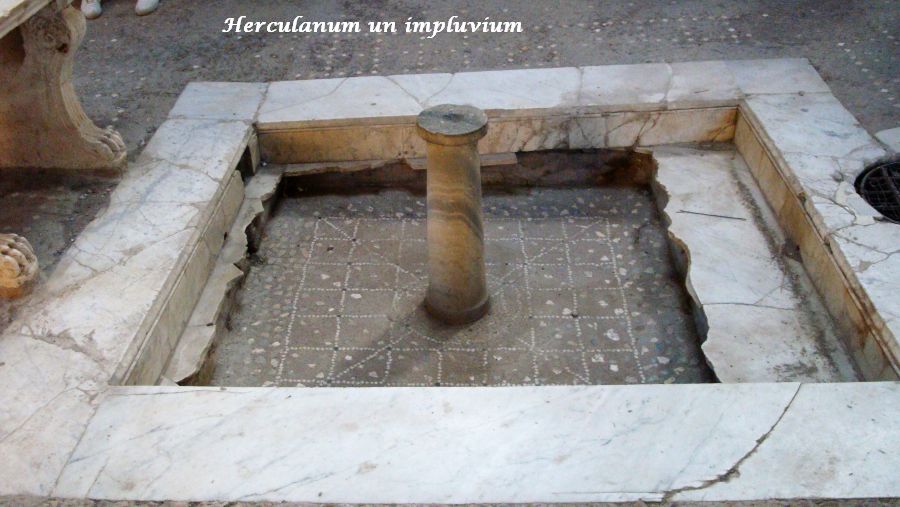 23 impluvium Herculanum