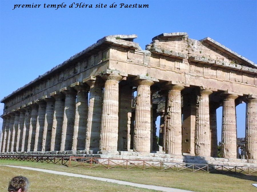 28 Paestum temple Héra 1