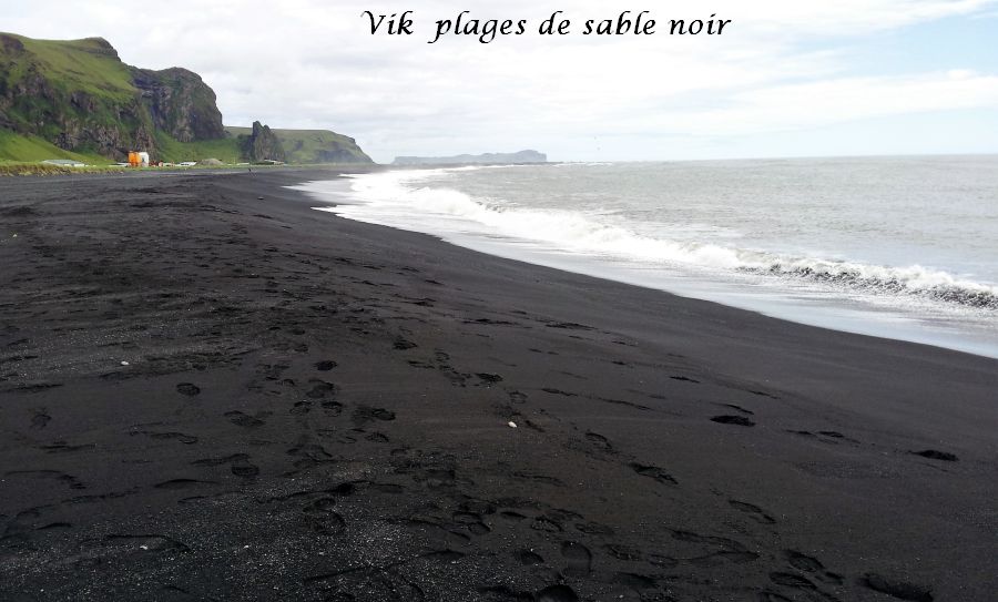22 plage sable noir Vik